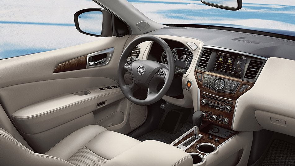 2016 Nissan Pathfinder Interior
