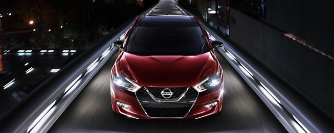 Nissan Benefits of Leasing and Financing in Skokie IL
