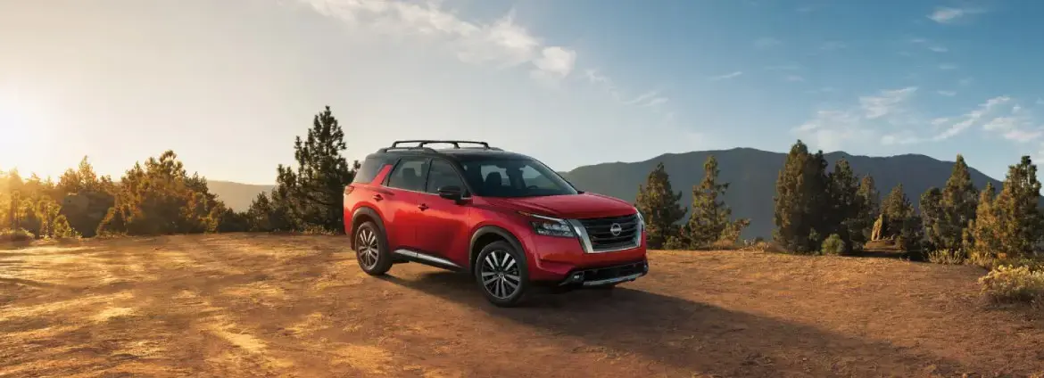 2025 Nissan Pathfinder Near Chicago IL