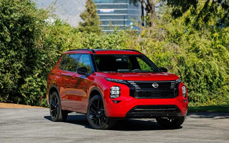 2026 Nissan Rogue Plug-in Hybrid — front three-quarter view