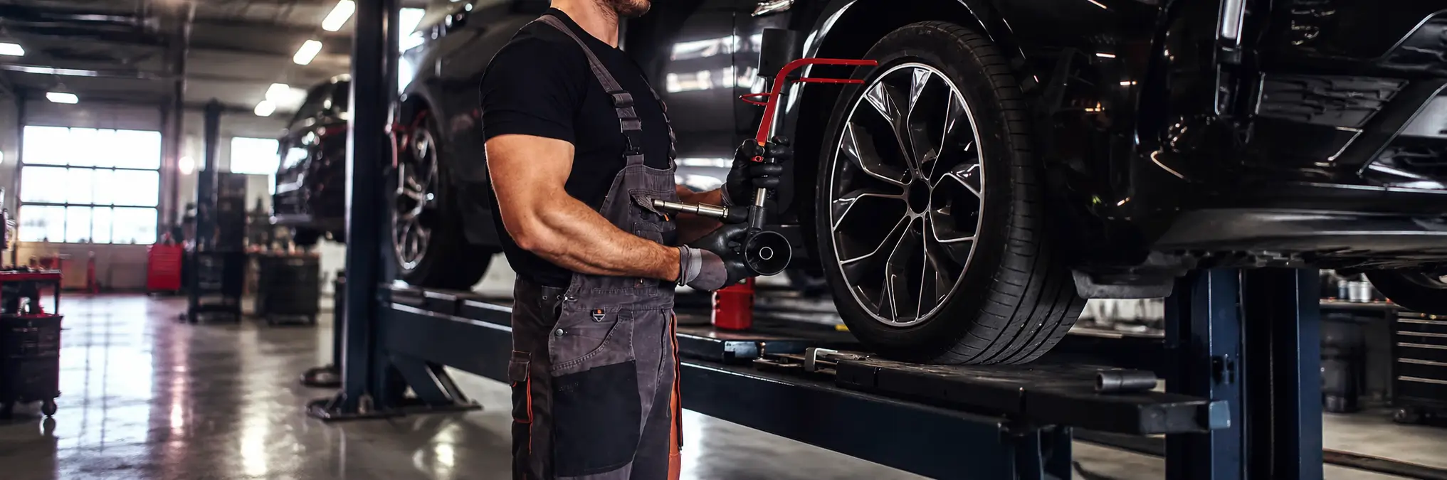 Old Orchard Nissan wheel alignment in Skokie, IL
