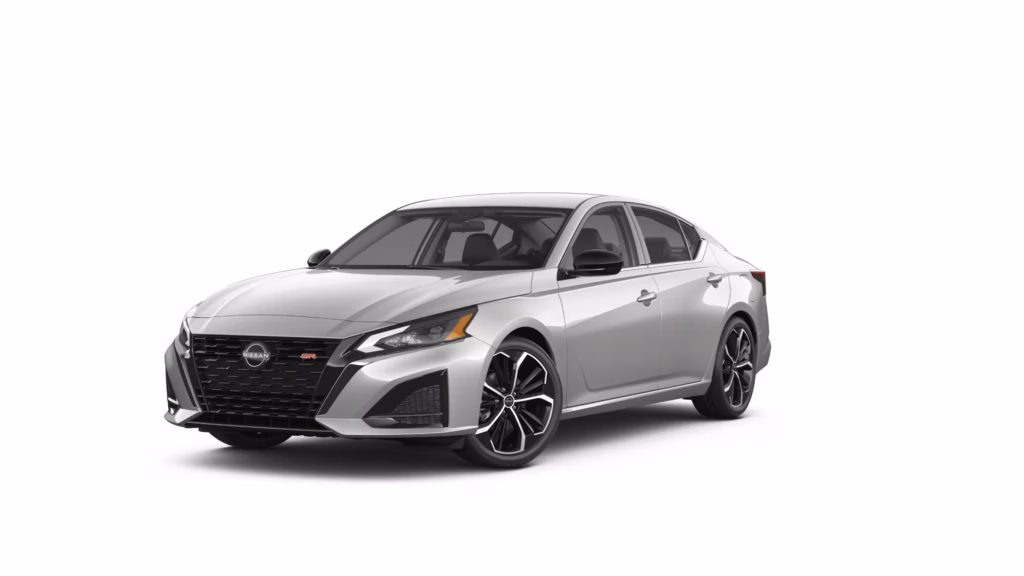 Silver Nissan Altima SR Sedan With Black Alloy Wheels Silver Nissan Altima SR sedan