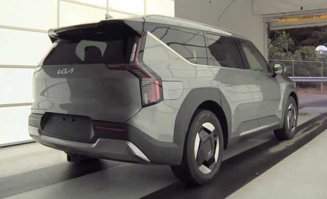 2024 Kia EV9 Wind SUV