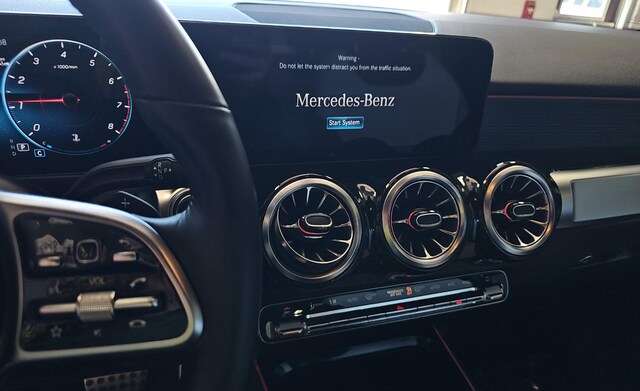 2023 Mercedes-Benz GLB 250 GLB 250 SUV