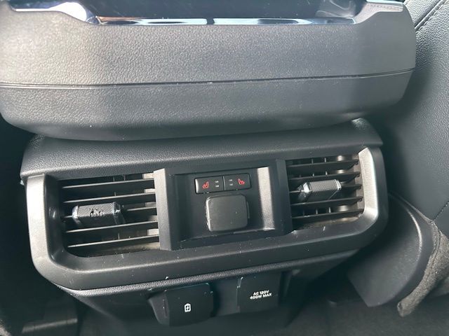2023 Ford F-150 Lariat Truck SuperCrew Cab