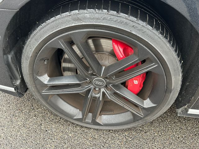 2021 Audi S8 4.0T Sedan