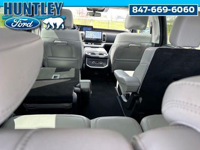 2025 Ford Expedition Active SUV
