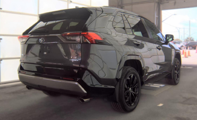 2024 Toyota RAV4 Hybrid XSE SUV
