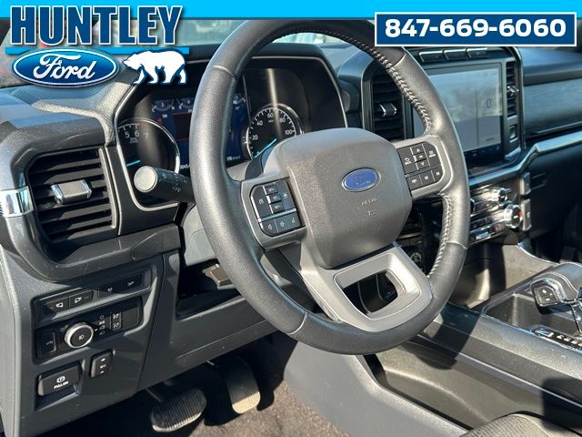 2022 Ford F-150 XLT Truck SuperCrew Cab
