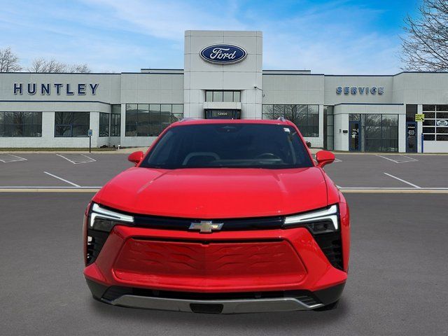 Used 2024 Chevrolet Blazer EV LT with VIN 3GNKDBRJ2RS217034 for sale in Skokie, IL