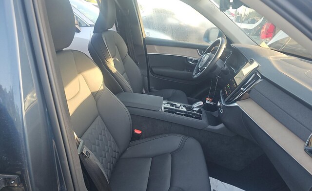 2025 Volvo XC90 B6 Plus 7-Seater SUV