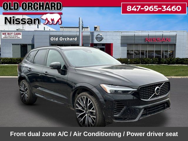 2022 Volvo XC60 Recharge Plug-In Hybrid T8 R-Design SUV