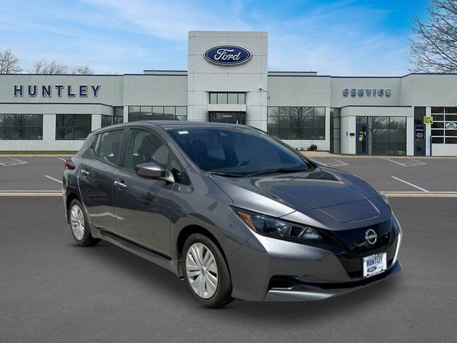 2025 Nissan LEAF S Hatchback