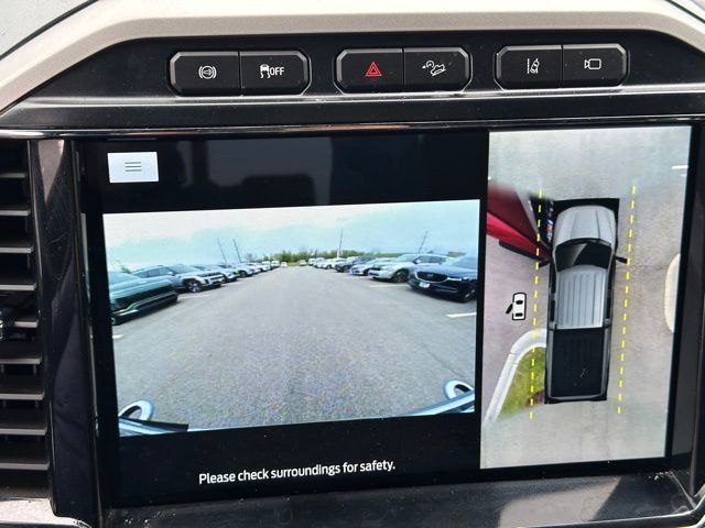 2022 Ford F-250 Lariat Truck Crew Cab