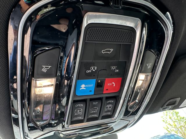 2022 Jeep New Grand Cherokee Summit SUV