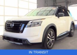2024 Nissan Pathfinder Platinum SUV