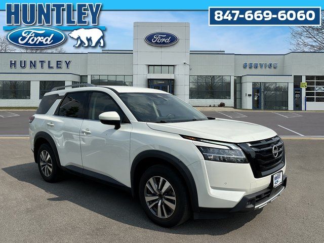 2023 Nissan Pathfinder SL SUV