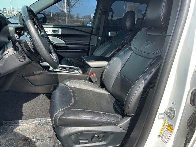 2023 Ford Explorer ST SUV
