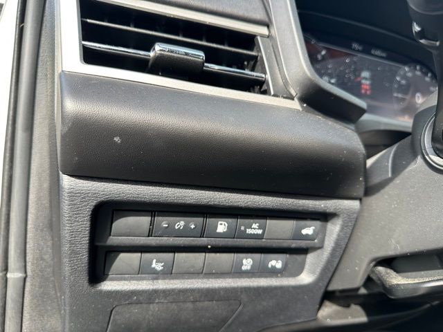 2024 Mitsubishi Outlander PHEV SUV