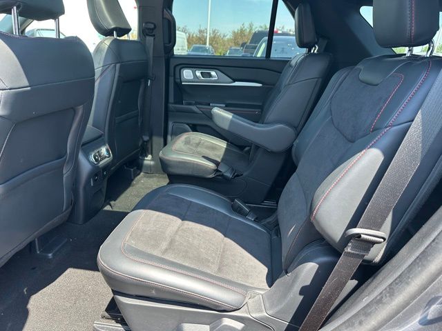 2025 Ford Explorer ST SUV