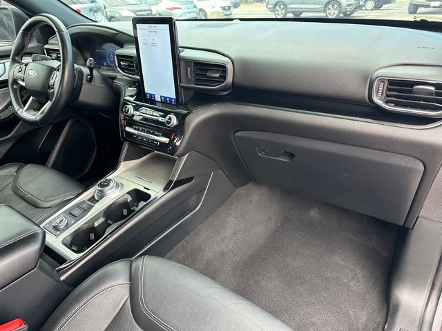2022 Ford Explorer ST SUV