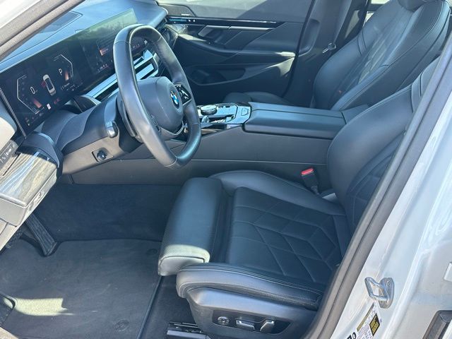 2024 BMW 530i 530i xDrive Sedan