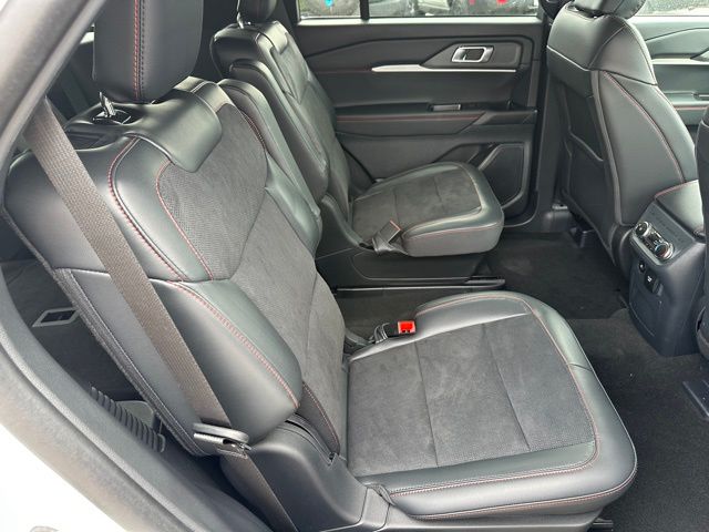 2025 Ford Explorer ST SUV