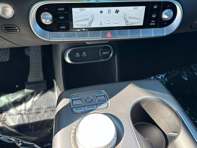 2025 Genesis GV60 Advanced SUV