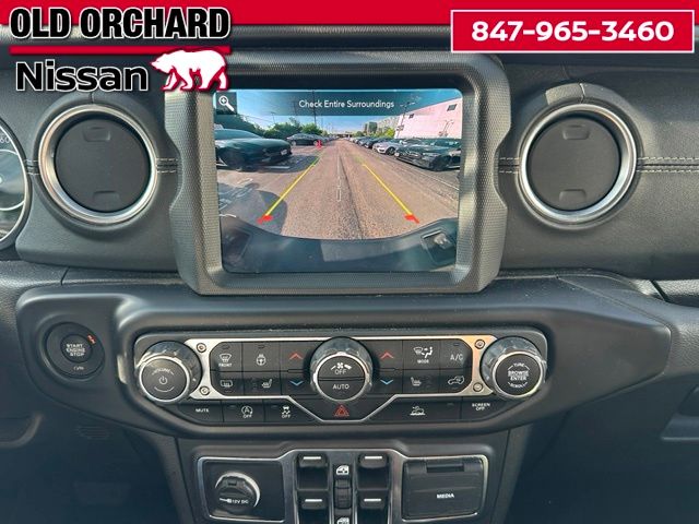 2021 Jeep Gladiator Overland Truck Crew Cab