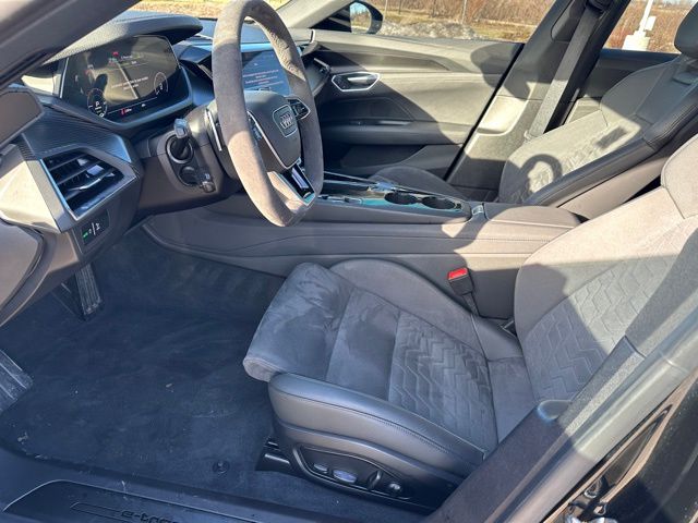 2022 Audi e-tron GT Premium Plus Sedan