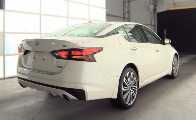 2023 Nissan Altima 2.5 SL Sedan