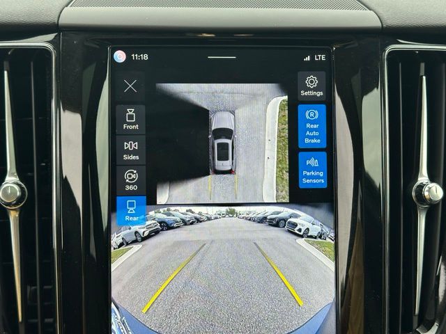2025 Volvo XC60 B5 Plus SUV