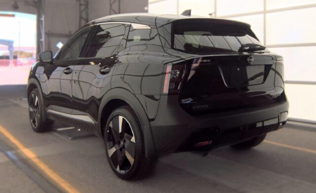 2025 Nissan Kicks SR SUV