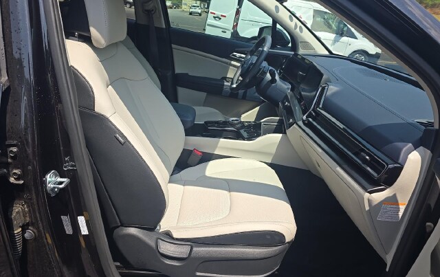2025 Kia Sportage Hybrid EX SUV