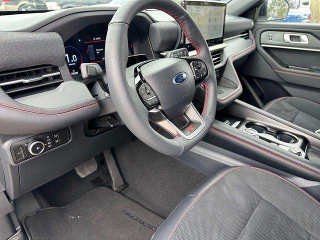 2025 Ford Explorer ST SUV