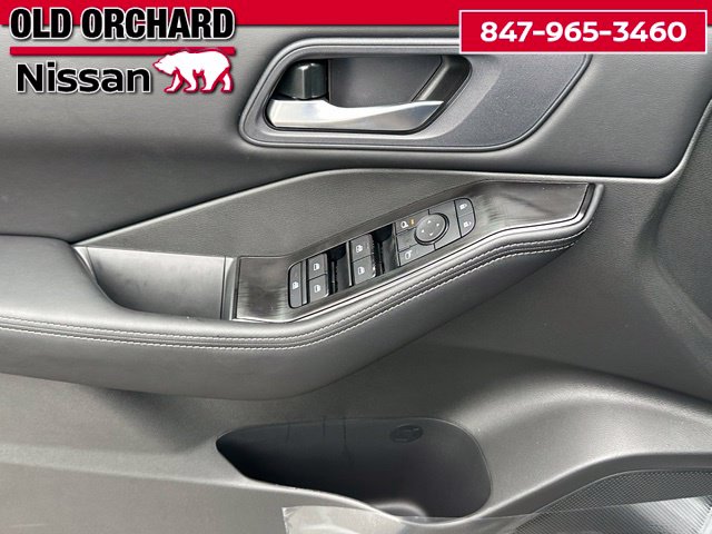 2026 Nissan Rogue SV SUV