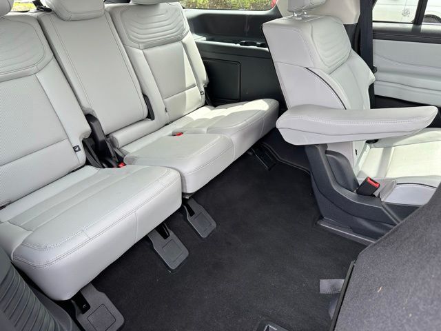 2025 Ford Expedition Platinum SUV
