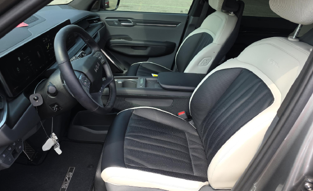 2024 Kia EV9 GT-Line SUV