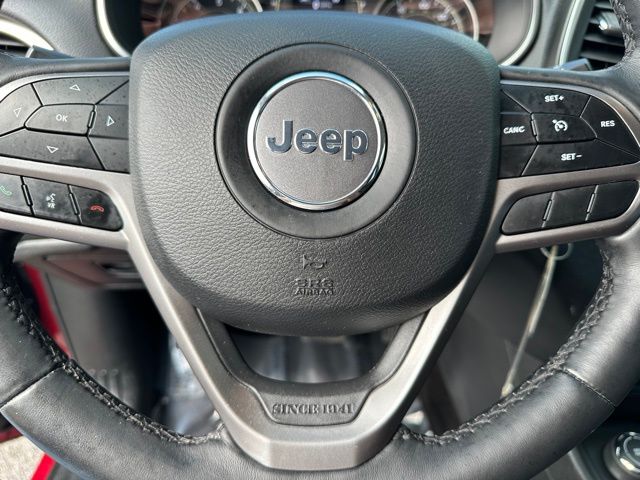 2019 Jeep Cherokee Latitude SUV