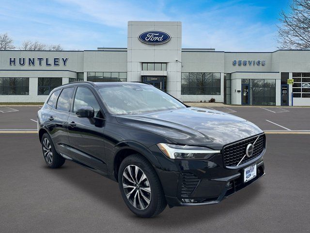 2025 Volvo XC60 B5 Core SUV
