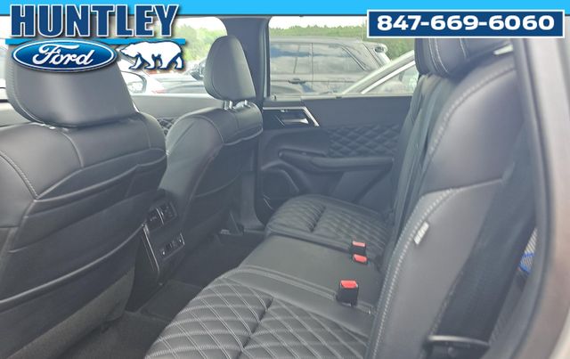 2024 Mitsubishi Outlander PHEV SUV