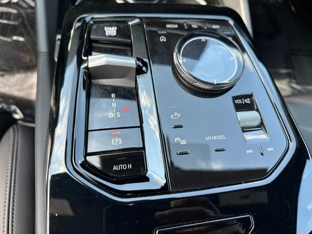 2025 BMW 530i 530i xDrive Sedan