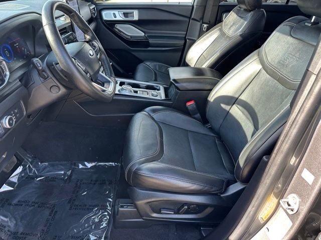 2022 Ford Explorer ST SUV
