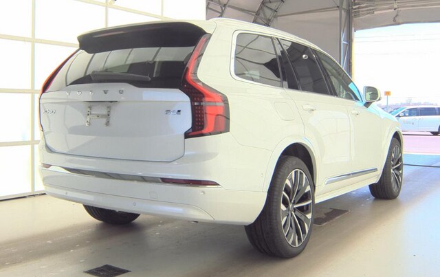2025 Volvo XC90 B6 Plus 7-Seater SUV