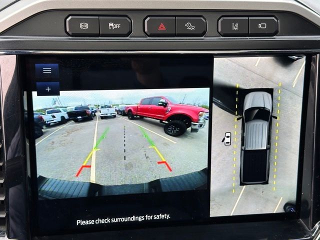 2022 Ford F-250 Lariat Truck Crew Cab