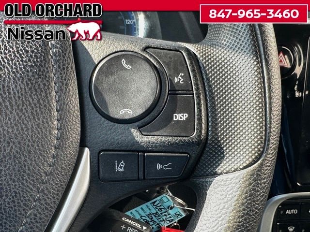 2017 Toyota Corolla LE Sedan