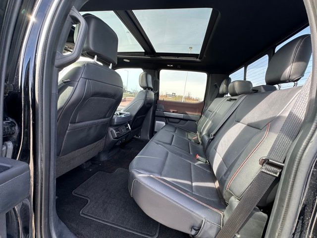 2022 Ford F-150 Lariat Truck SuperCrew Cab