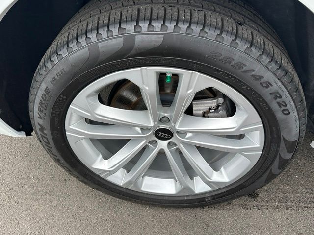 2025 Audi Q7 55 Premium Plus SUV