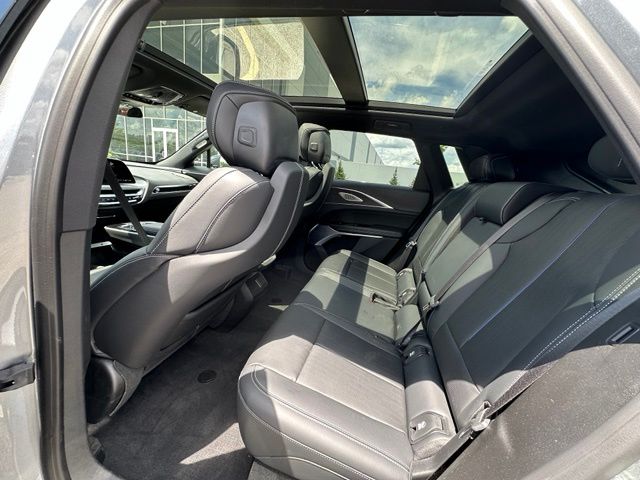 2024 CADILLAC LYRIQ Luxury SUV