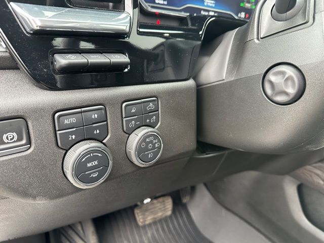 2025 Chevrolet Silverado 1500 LTZ Truck Crew Cab